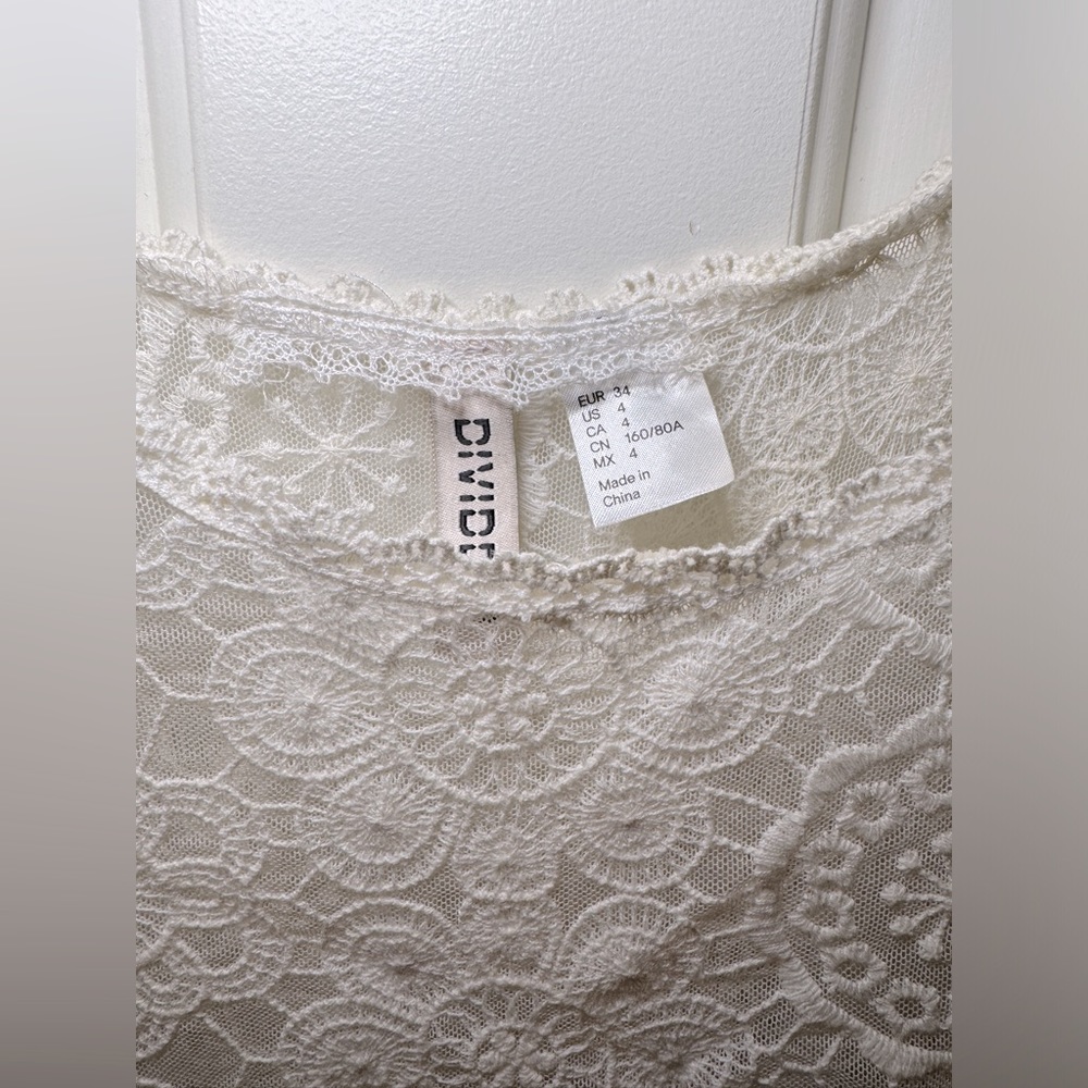 H&M Lace Tank - Picture 4 of 4